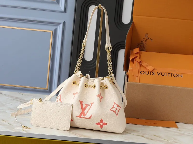 All Categories Official Website "Brand Women's Bags" Women's Bags 💙 LV 2025 New LV Crossbody Bag