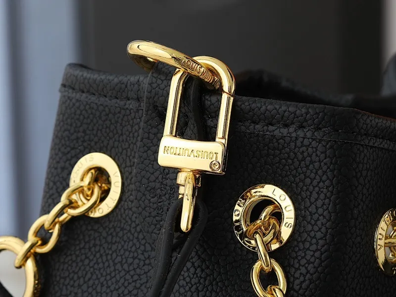 All Categories Official Website "Brand Women's Bags" Women's Bags 💙 LV 2025 New LV Crossbody Bag