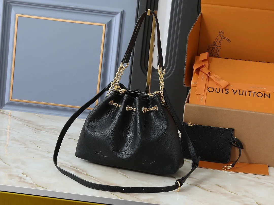 All Categories Official Website "Brand Women's Bags" Women's Bags 💙 LV 2025 New LV Crossbody Bag