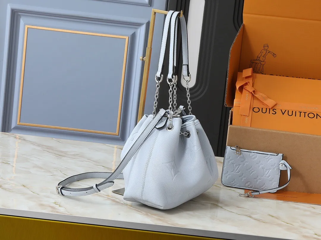 All Categories Official Website "Brand Women's Bags" Women's Bags 💙 LV 2025 New LV Crossbody Bag