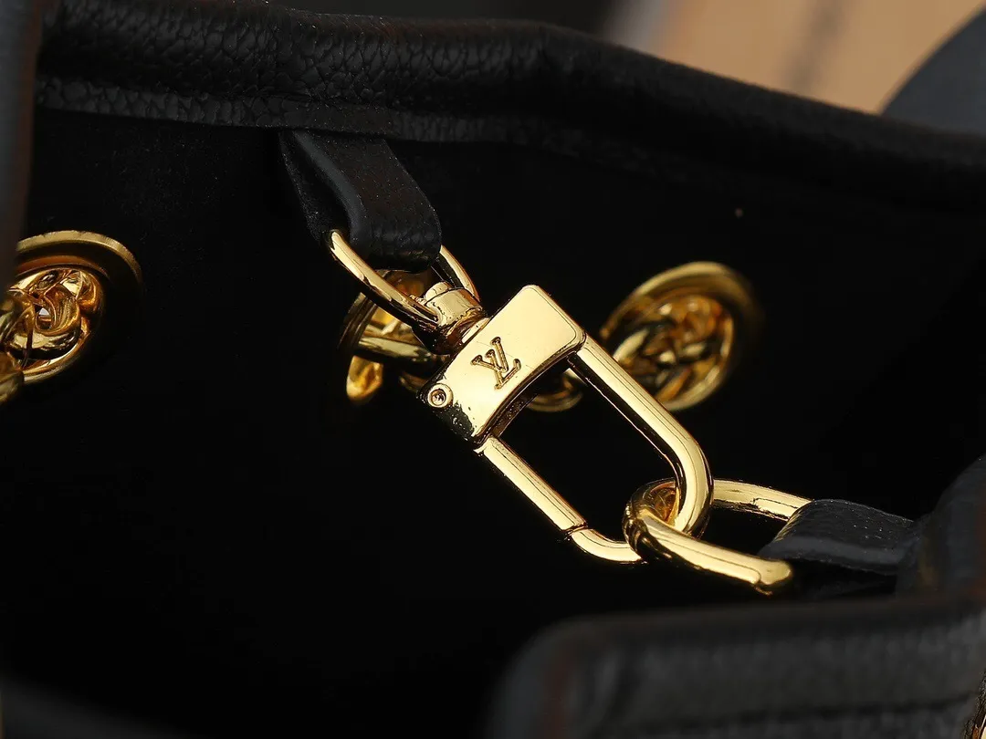 All Categories Official Website "Brand Women's Bags" Women's Bags 💙 LV 2025 New LV Crossbody Bag