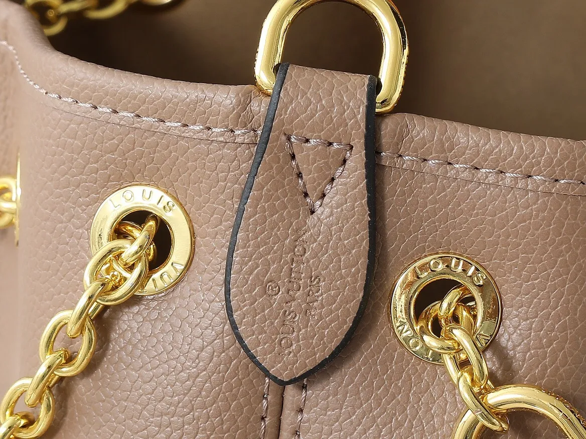 All Categories Official Website "Brand Women's Bags" Women's Bags 💙 LV 2025 New LV Crossbody Bag