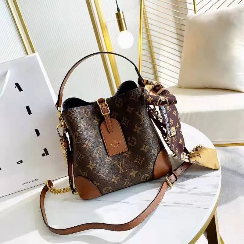 All categories Official website "Brand Women's Bags" Women's Bags 💙 LV fine imitation LV, high imitation LV bags, LV crossbody bags, 2023 official latest version LV bucket bag, LV bag factory, recommended bags, size: 25-15-24CM