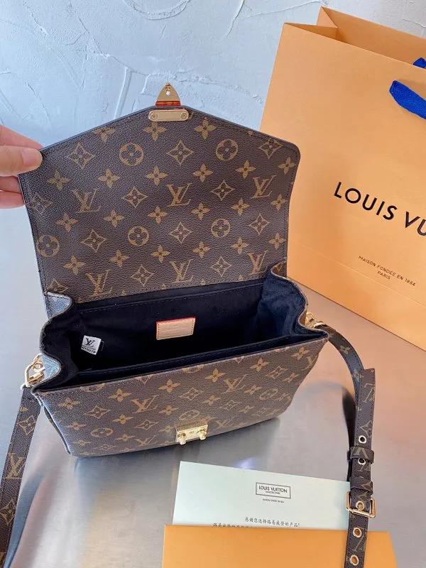All categories Official website "Three-piece bag set" Three-piece set💖 LV 2023 new LV bag three-piece set wholesale