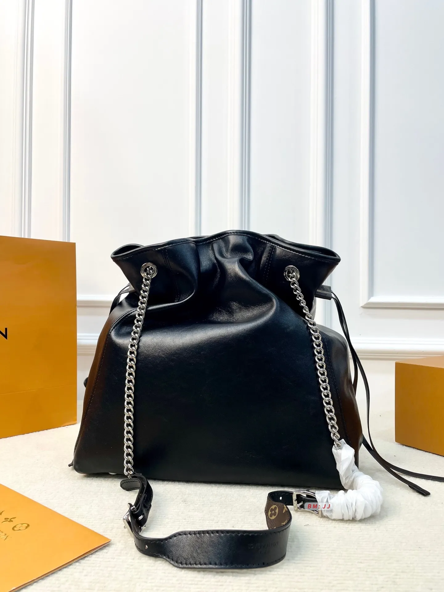 All Categories Official Website "Brand Women's Bags" Women's Bags 💙 LV 2025 New LV Crossbody Bag