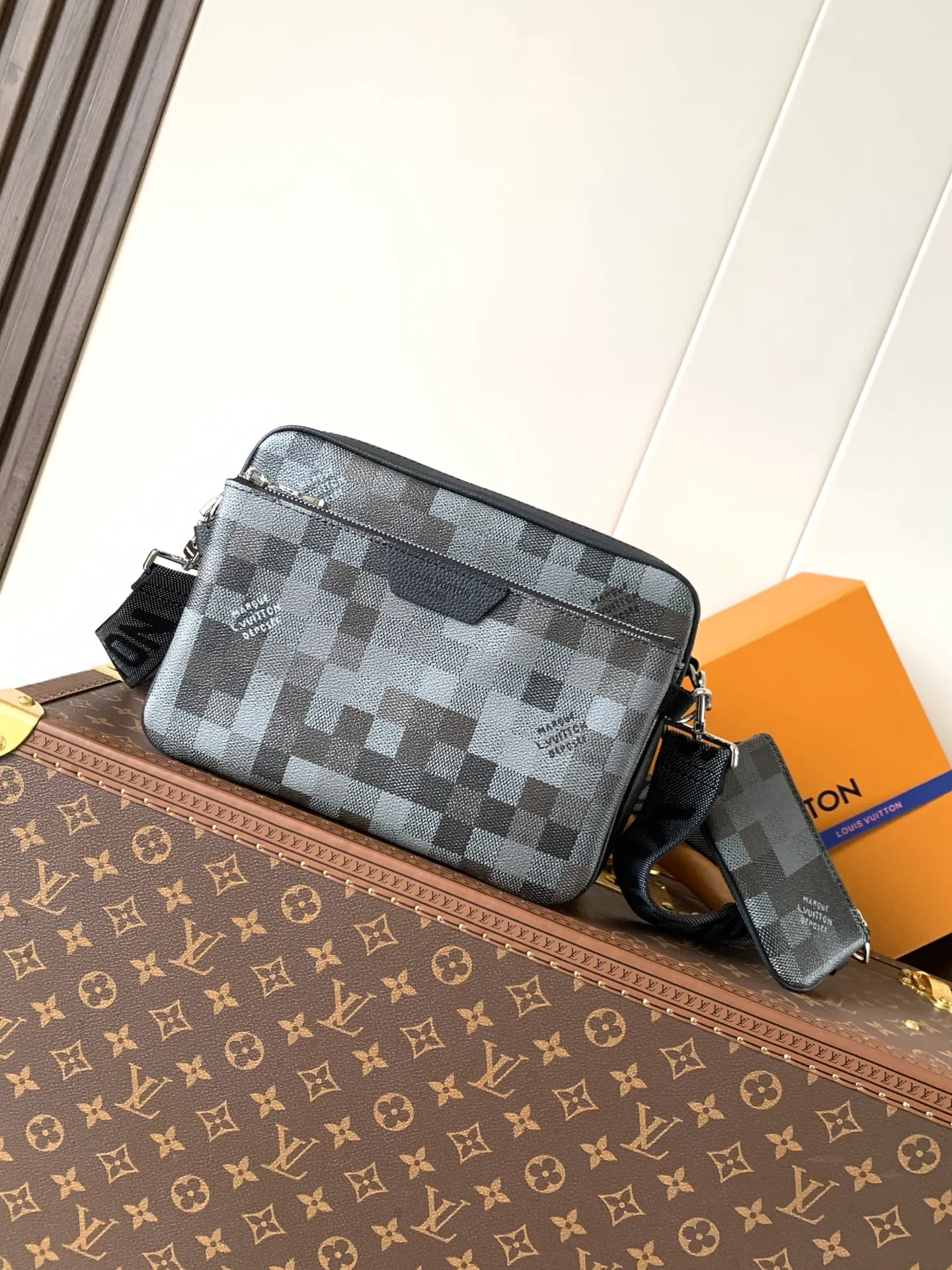 All Categories Official Website "Brand Women's Bags" Women's Bags 💙 LV 2026 New LV Crossbody Bag