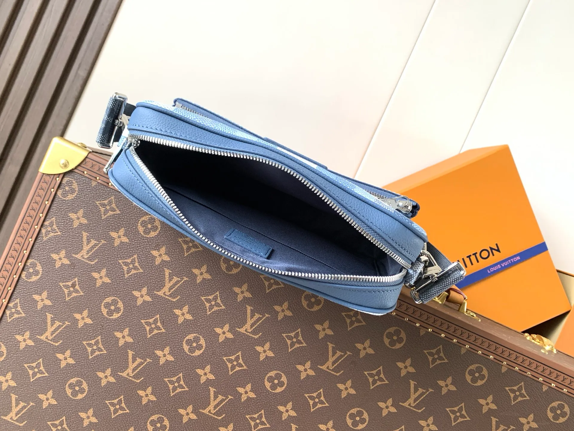 All Categories Official Website "Brand Women's Bags" Women's Bags 💙 LV 2026 New LV Crossbody Bag