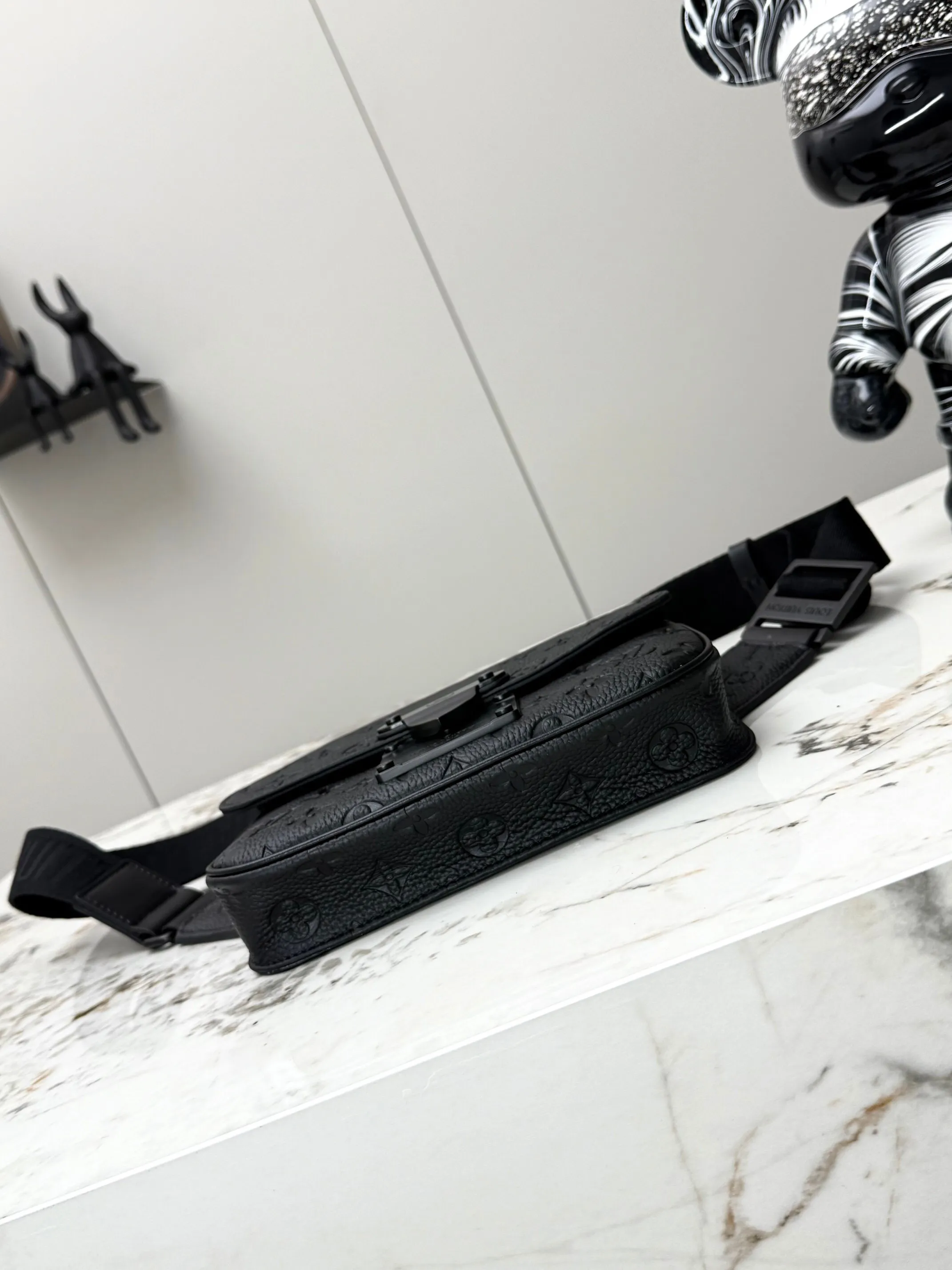 All Categories Official Website "Brand Women's Bags" Women's Bags 💙 LV 2025 New LV Crossbody Bag