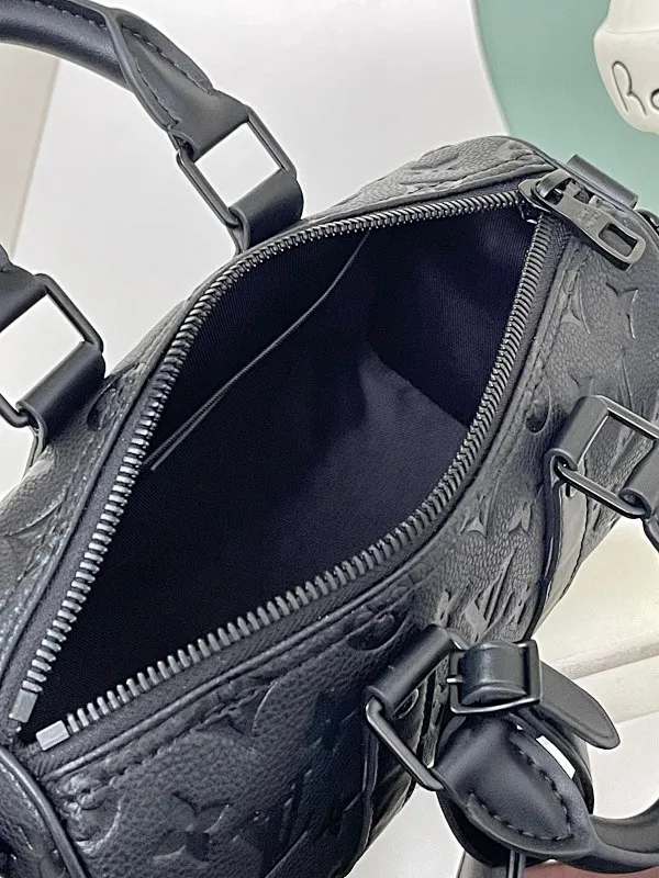 All Categories Official Website "Brand Women's Bags" Women's Bags 💙 LV 2026 New LV Crossbody Bag