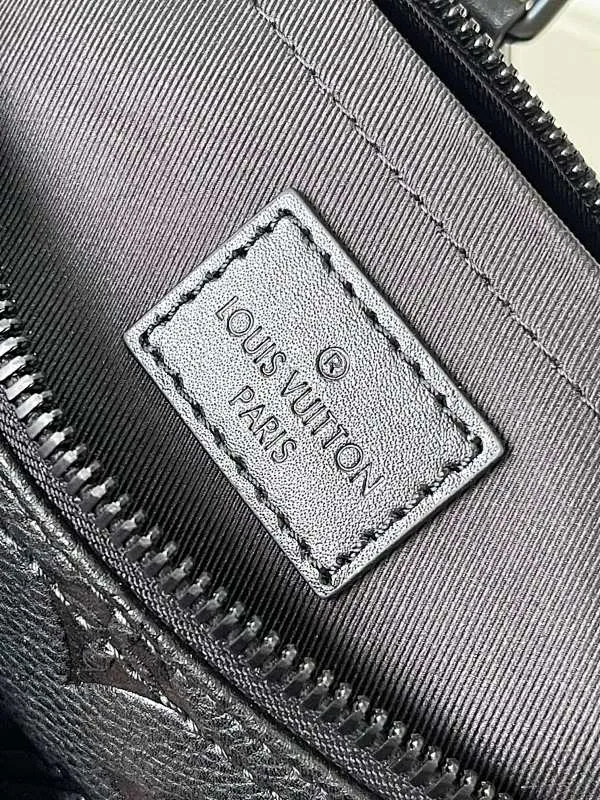 All Categories Official Website "Brand Women's Bags" Women's Bags 💙 LV 2026 New LV Crossbody Bag