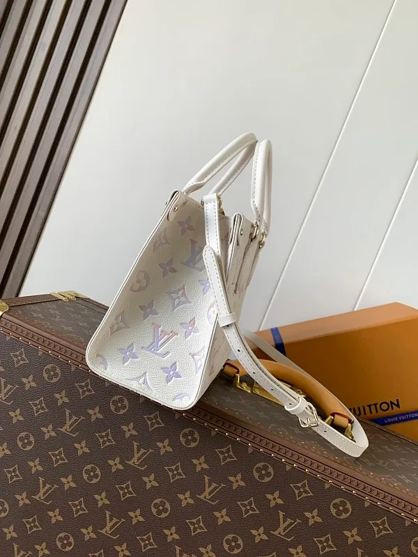 All categories Official website "Brand Women's Bags" Women's Bags 💙 LV 2026 new LV hand-held crossbody bag
