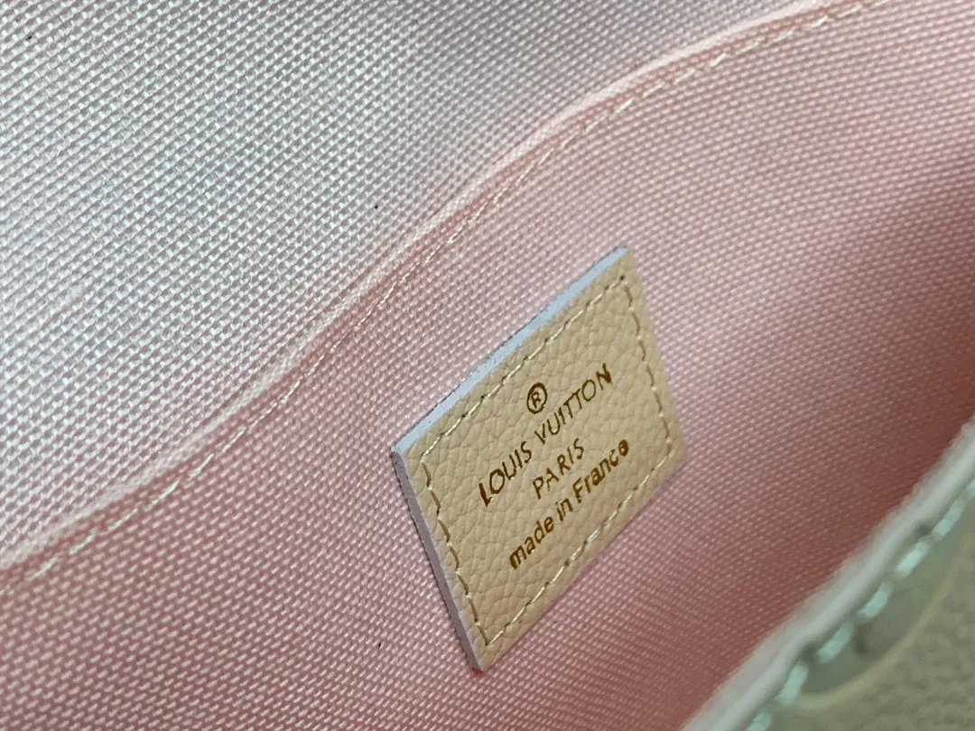 All categories Official website "Brand Women's Bags" Women's Bags 💙 LV replica LV, fine imitation LV bags, LV shoulder bags, 2023 official latest version LV crossbody bag, bag factory, original material, size: 21-12-3CM
