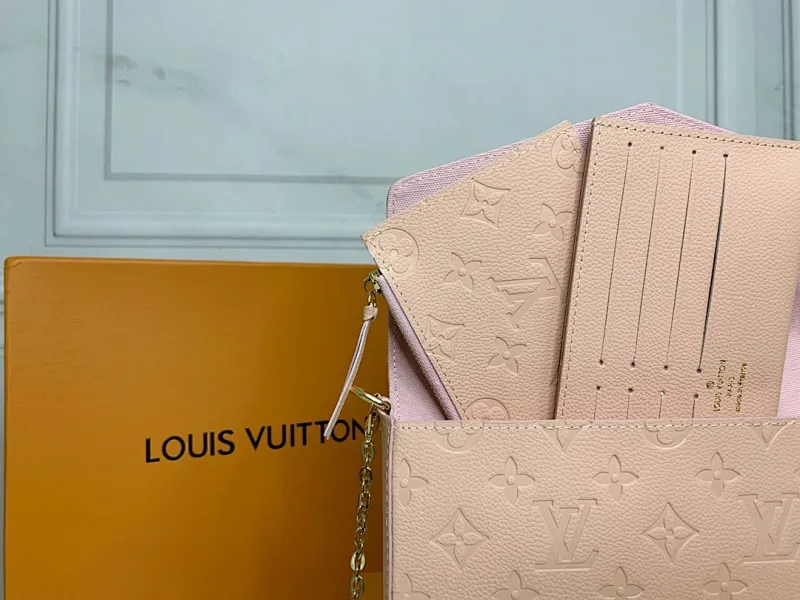 All categories Official website "Brand Women's Bags" Women's Bags 💙 LV replica LV, fine imitation LV bags, LV shoulder bags, 2023 official latest version LV crossbody bag, bag factory, original material, size: 21-12-3CM