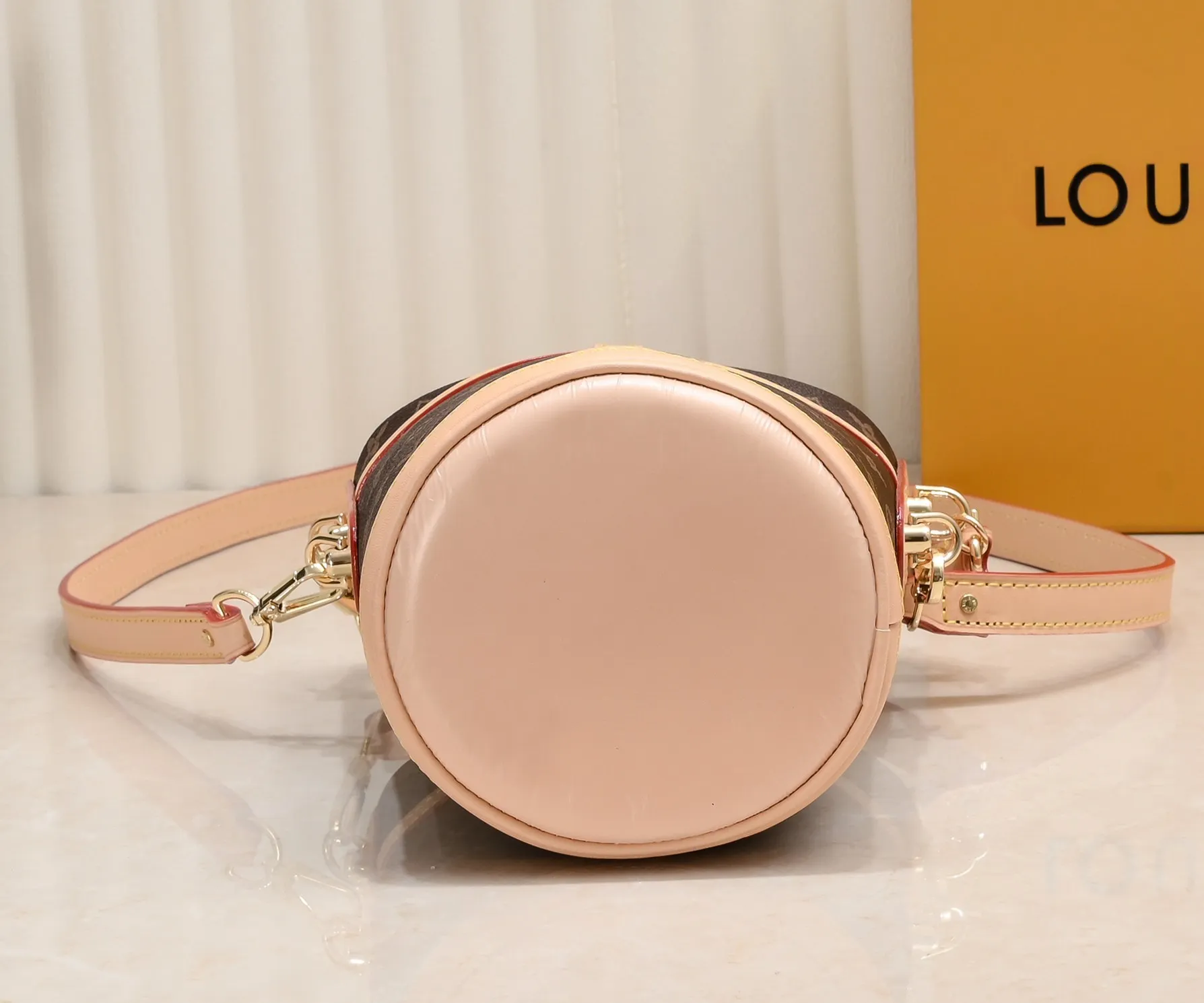 All Categories Official Website "Brand Women's Bags" Women's Bags 💙 LV 2023 New LV Crossbody Bag