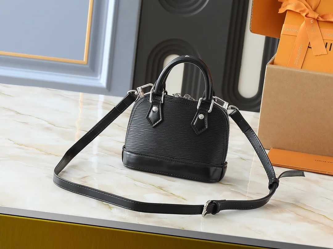 All Categories Official Website "Brand Women's Bags" Women's Bags 💙 LV 2025 New LV Crossbody Bag