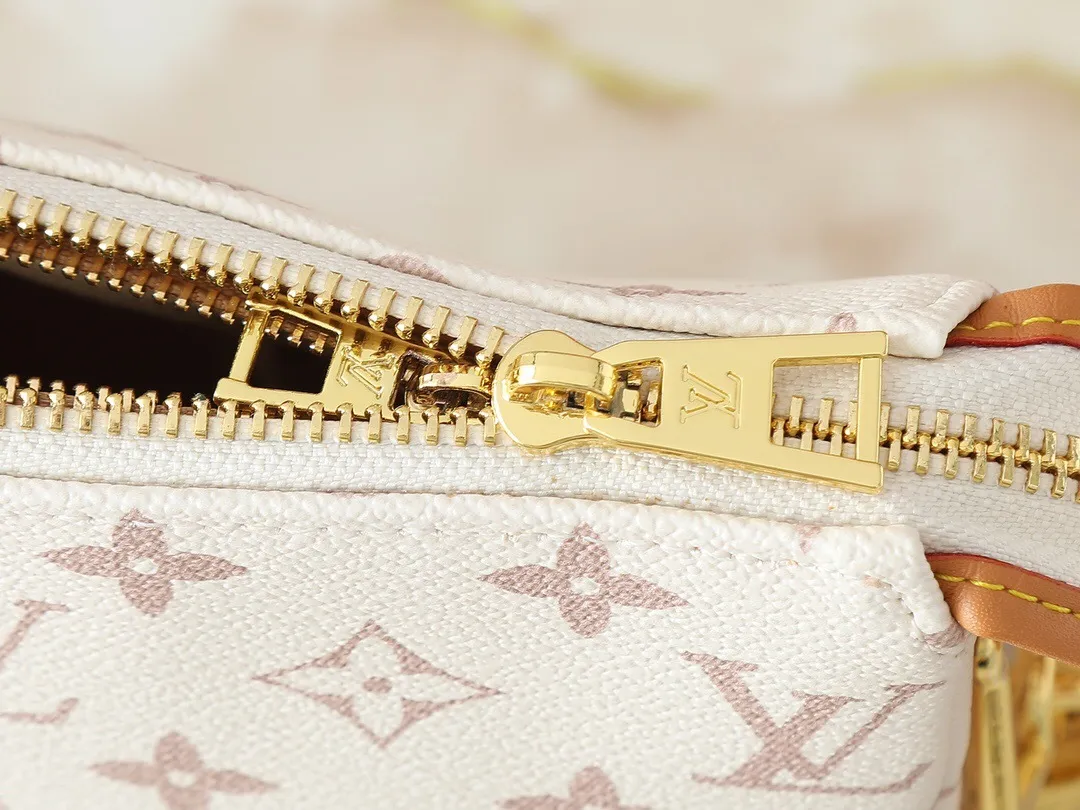 All Categories Official Website "Brand Women's Bags" Women's Bags 💙 LV 2025 New LV Crossbody Bag