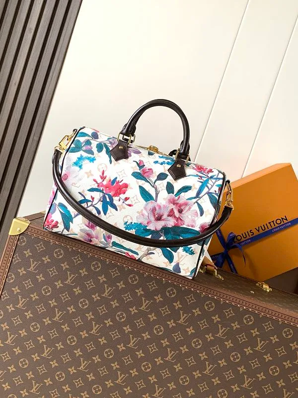 All Categories Official Website "Brand Women's Bags" Women's Bags 💙 LV 2026 New LV Crossbody Bag
