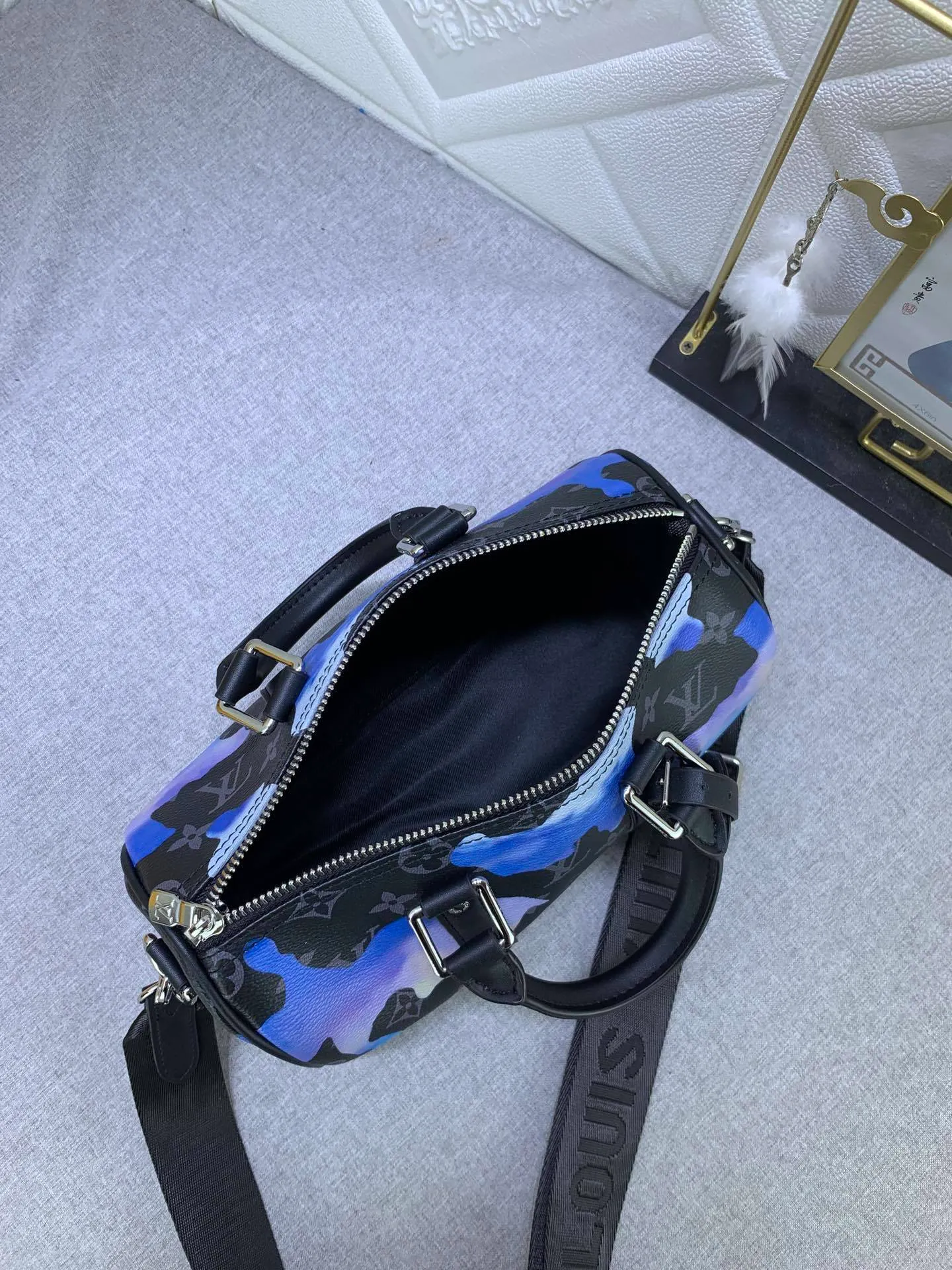 All categories Official website "Brand Women's Bags" Women's Bags 💙 LV replica LV, fine imitation LV bags, LV handbags, 2023 official latest version LV leather travel bag, bag factory, original material, size: 25-15-11CM