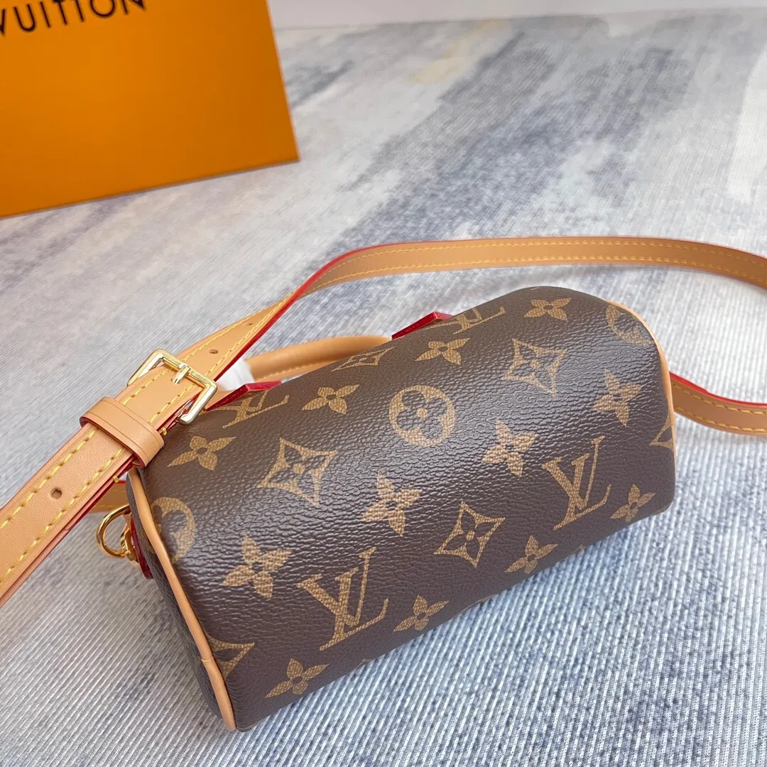 All Categories Official Website "Brand Women's Bags" Women's Bags 💙 LV 2025 New LV Crossbody Bag