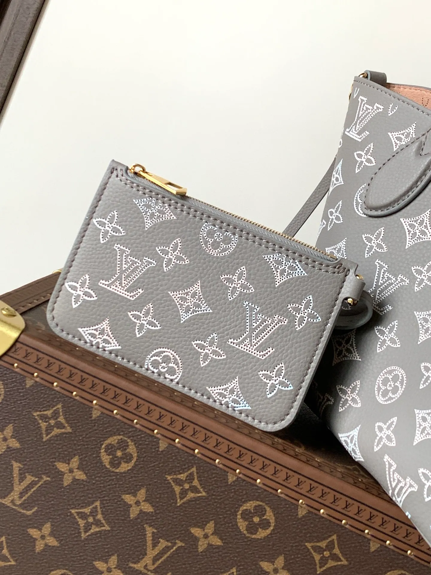 All categories Official website "Brand Women's Bags" Women's Bags 💙 LV 2026 new LV hand-held crossbody bag