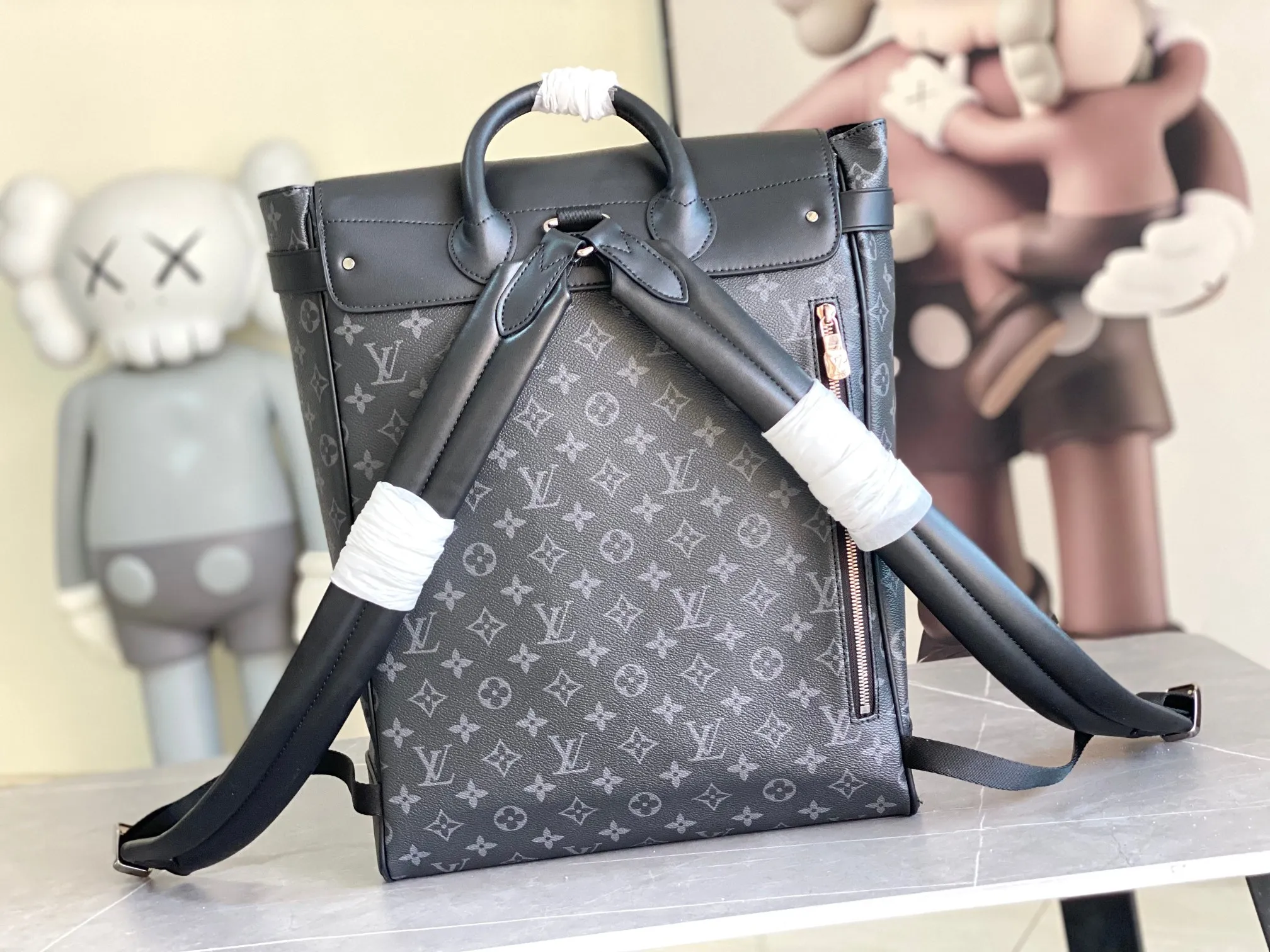 All categories 💚 Authentic bags 💚 LV LV classic backpack