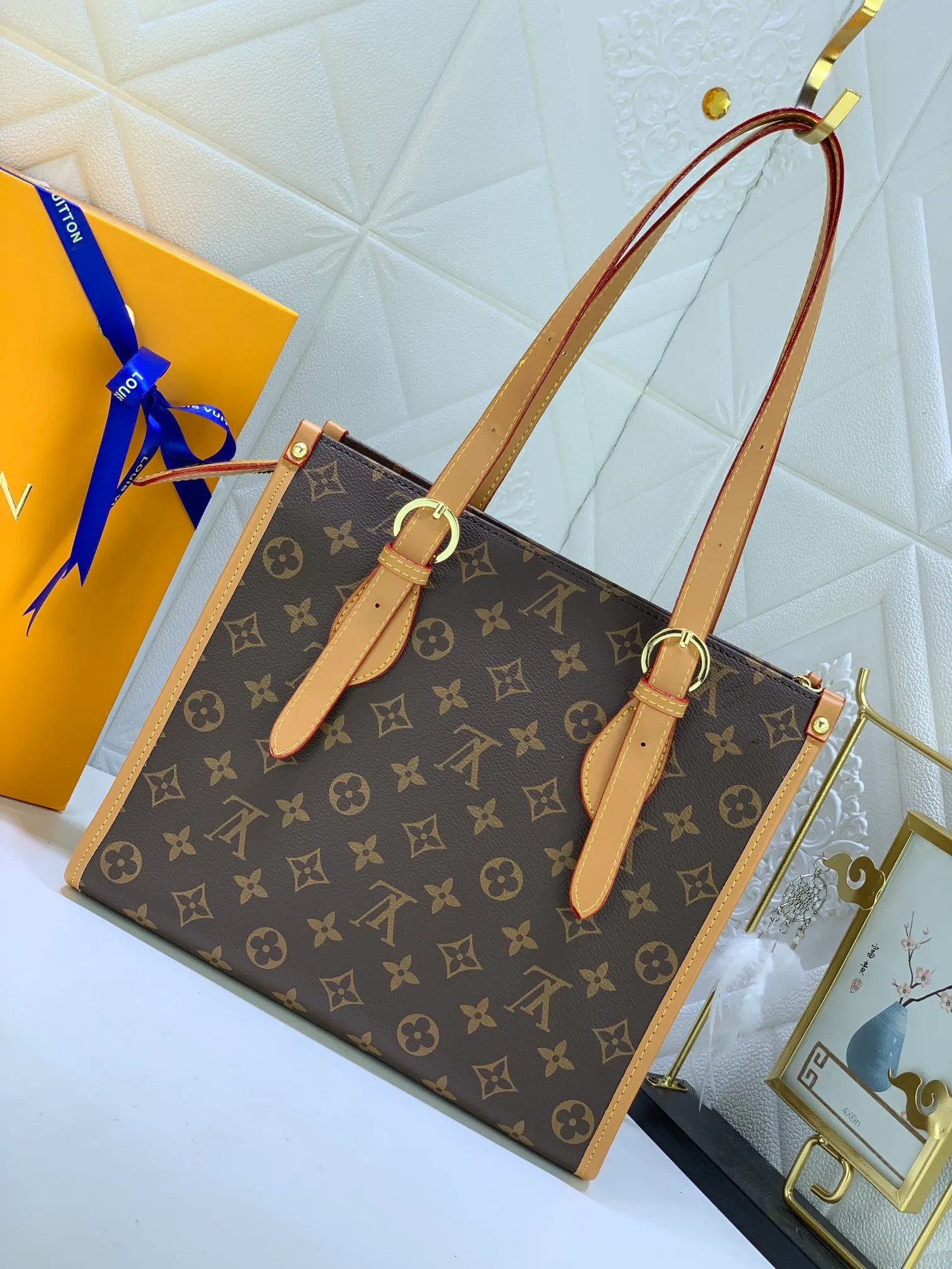 All categories Official website "Brand Women's Bags" Women's Bags 💙 LV 2022 Official New LV Handbag Wholesale 58001900 High Quality Size: 27.5-13-23.5 CM