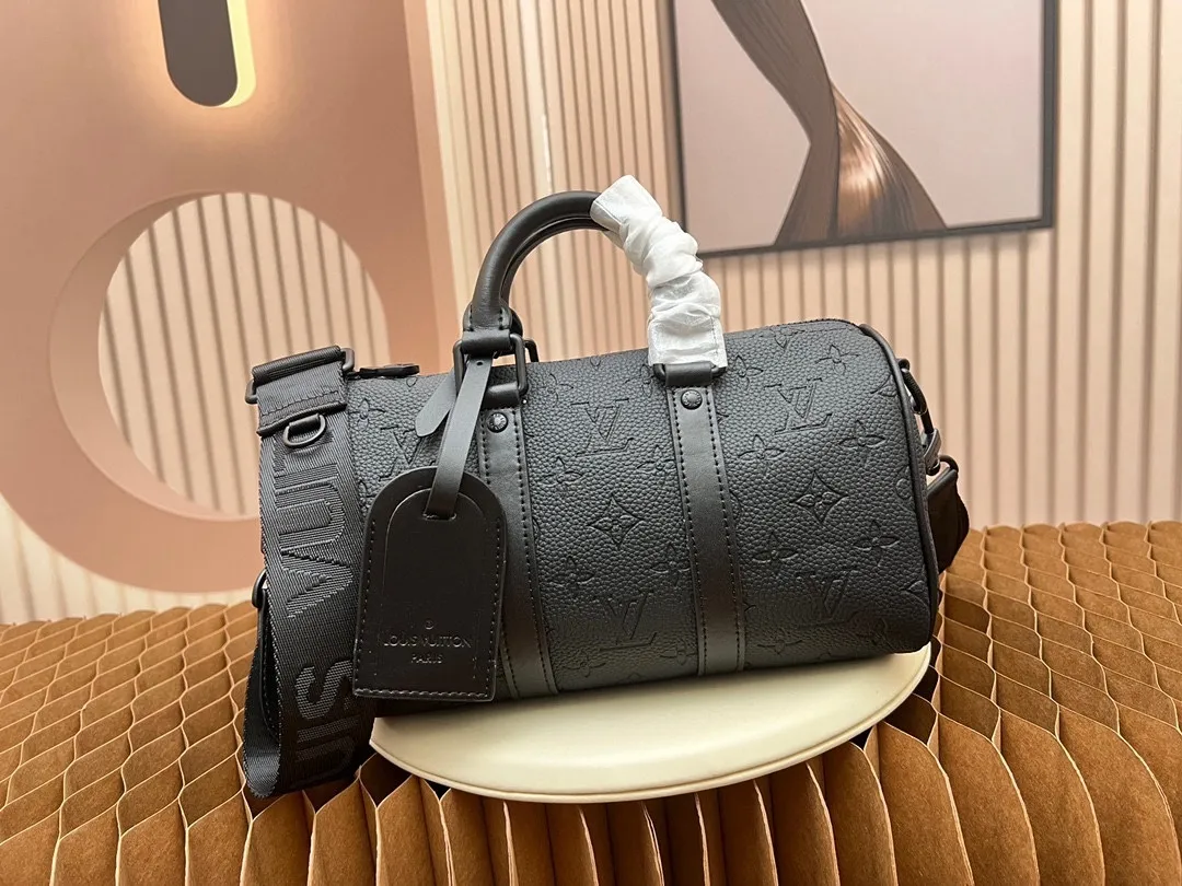 All Categories Official Website "Brand Women's Bags" Women's Bags 💙 LV 2023 New LV Crossbody Bag