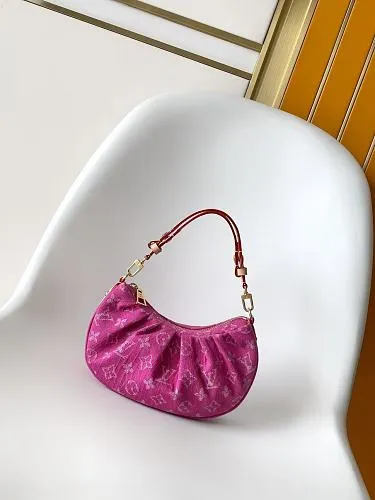 All Categories Official Website "Brand Women's Bags" Women's Bags 💙 LV 2026 Official Website New LV Armpit Bags