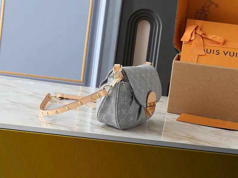 All Categories Official Website "Brand Women's Bags" Women's Bags 💙 LV 2025 New LV Crossbody Bag