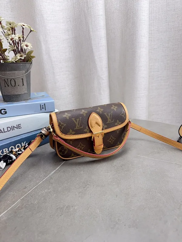 All Categories Official Website "Brand Women's Bags" Women's Bags 💙 LV 2025 New LV Crossbody Bag