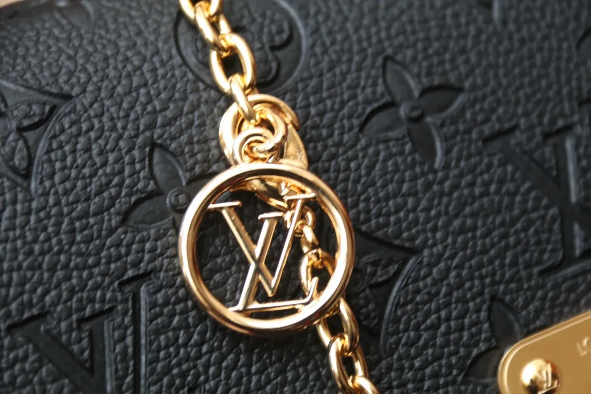 All Categories Official Website "Brand Women's Bags" Women's Bags 💙 LV 2024 New LV Crossbody Bag