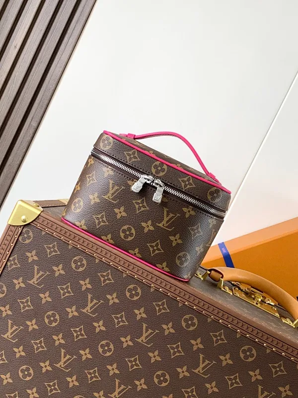 All Categories Official Website "Brand Women's Bags" Women's Bags 💙 LV 2025 New LV Crossbody Bag