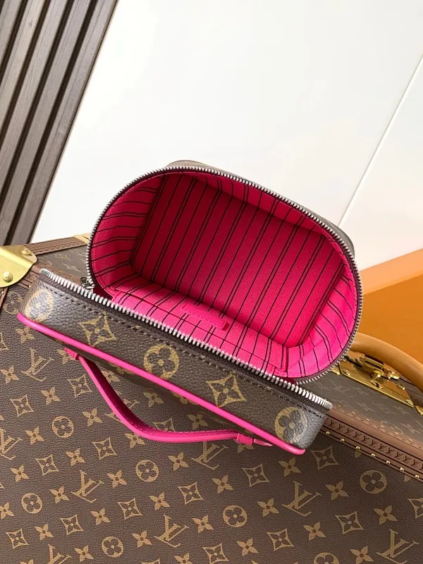 All Categories Official Website "Brand Women's Bags" Women's Bags 💙 LV 2025 New LV Crossbody Bag