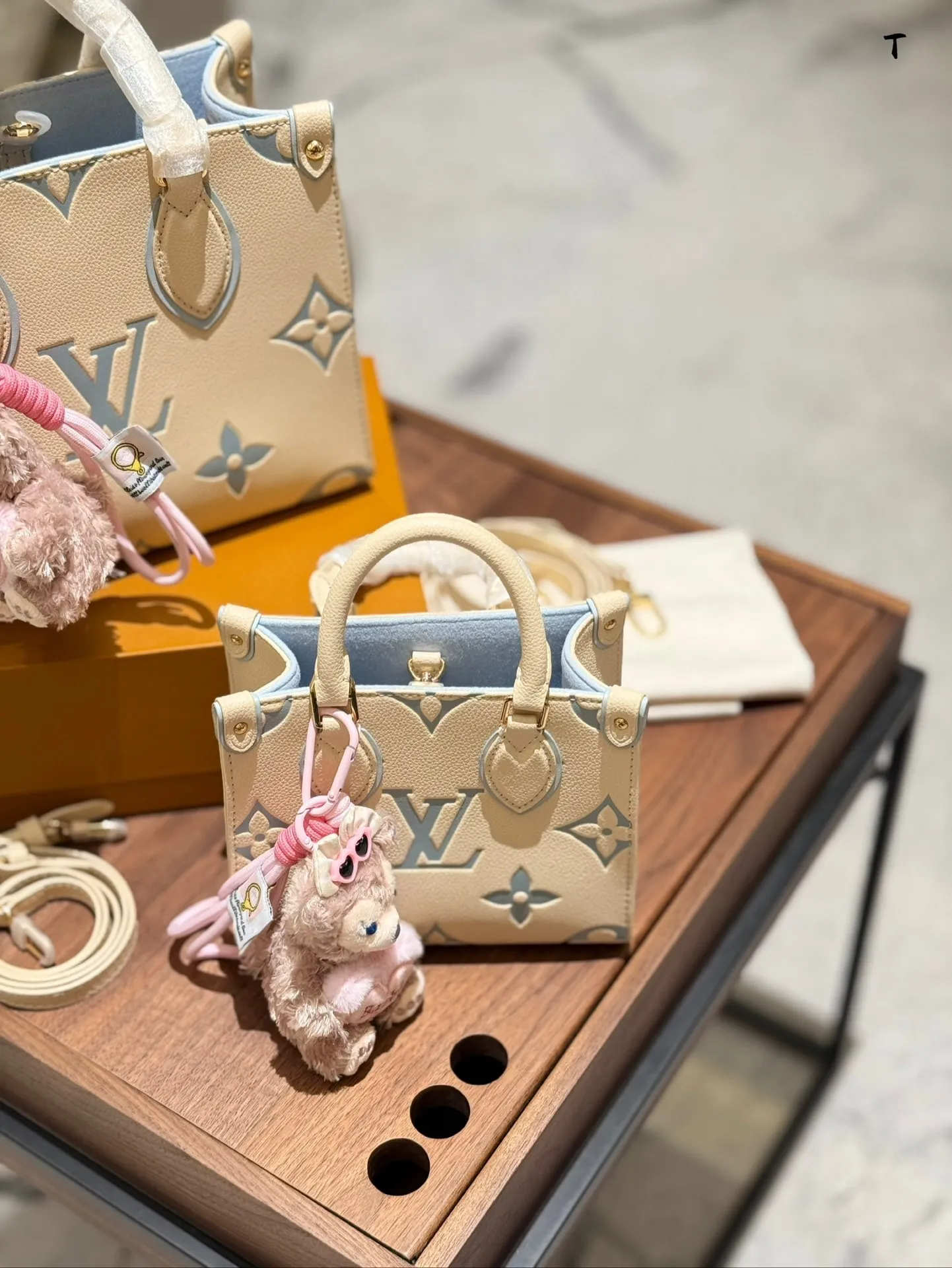 All Categories Official Website "Brand Women's Bags" Women's Bags 💙 LV 2025 New LV Crossbody Bag
