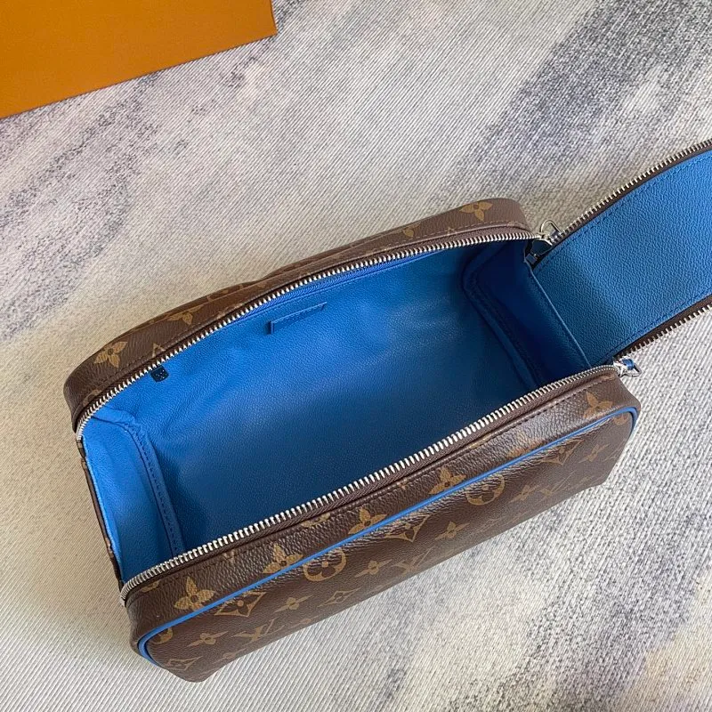 All categories Official website "Brand Women's Bags" Women's Bags 💙 LV 2025 new LV toiletry bag