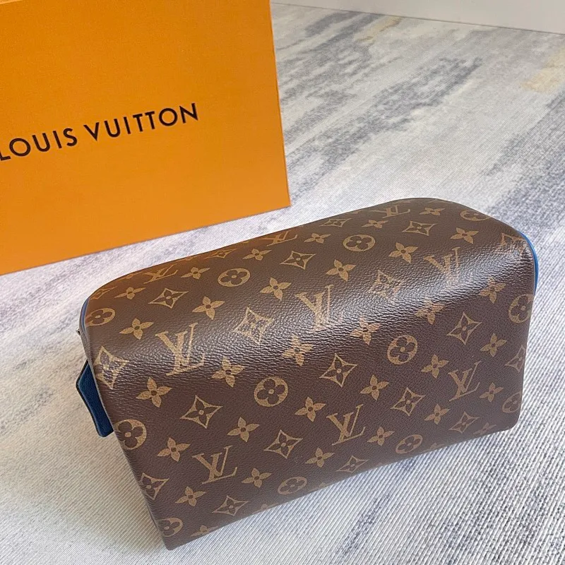 All categories Official website "Brand Women's Bags" Women's Bags 💙 LV 2025 new LV toiletry bag