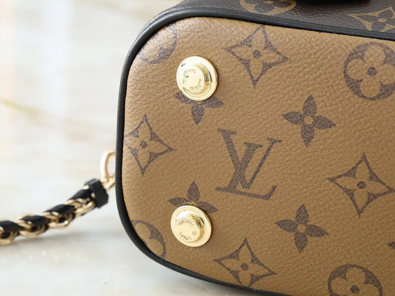 All Categories Official Website "Brand Women's Bags" Women's Bags 💙 LV 2025 New LV Crossbody Bag