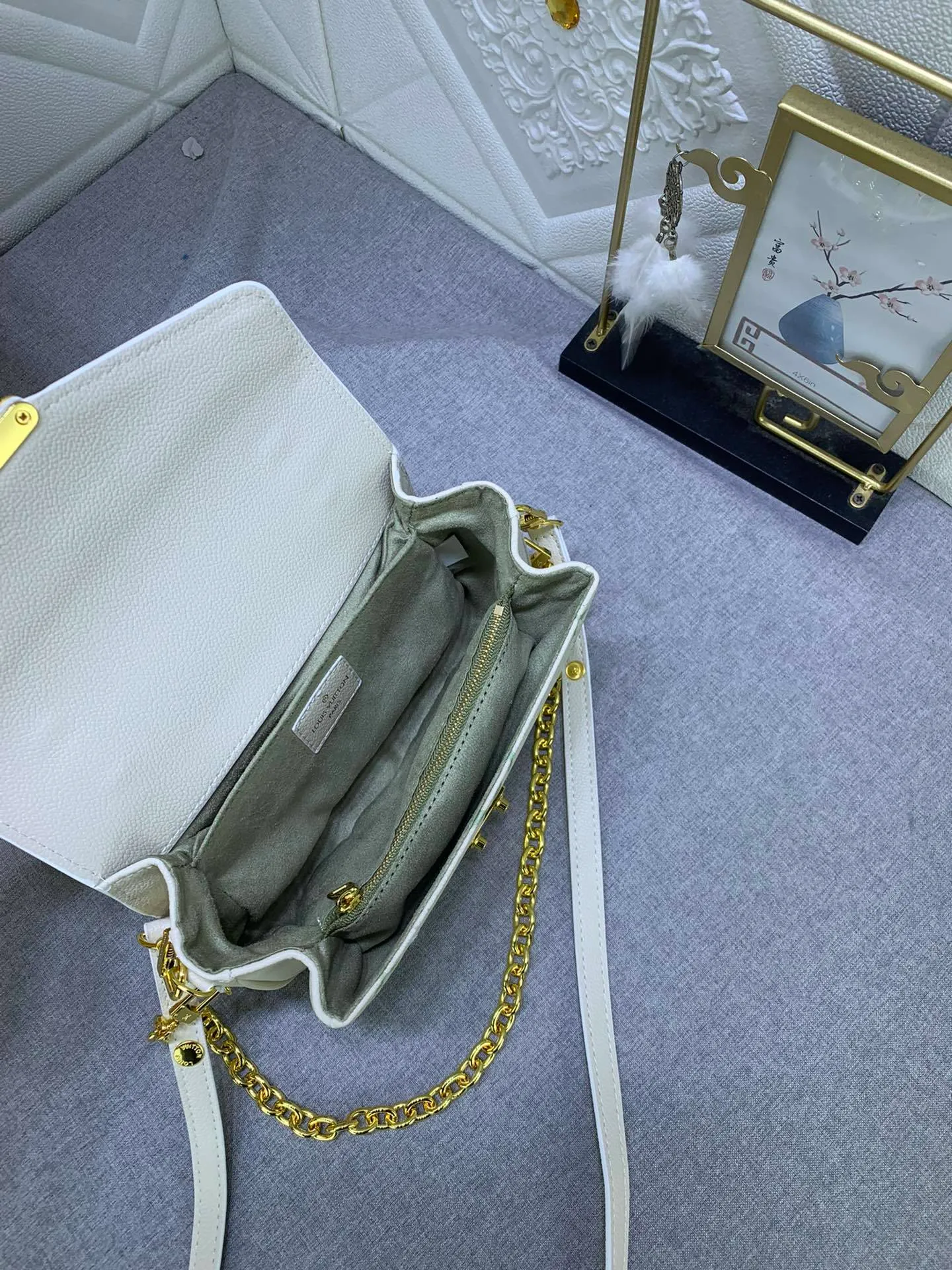 All Categories Official Website "Brand Women's Bags" Women's Bags 💙 LV 2024 New LV Crossbody Bag