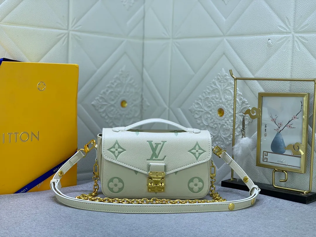 All Categories Official Website "Brand Women's Bags" Women's Bags 💙 LV 2024 New LV Crossbody Bag