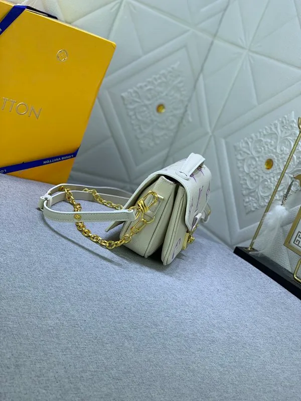 All Categories Official Website "Brand Women's Bags" Women's Bags 💙 LV 2024 New LV Crossbody Bag