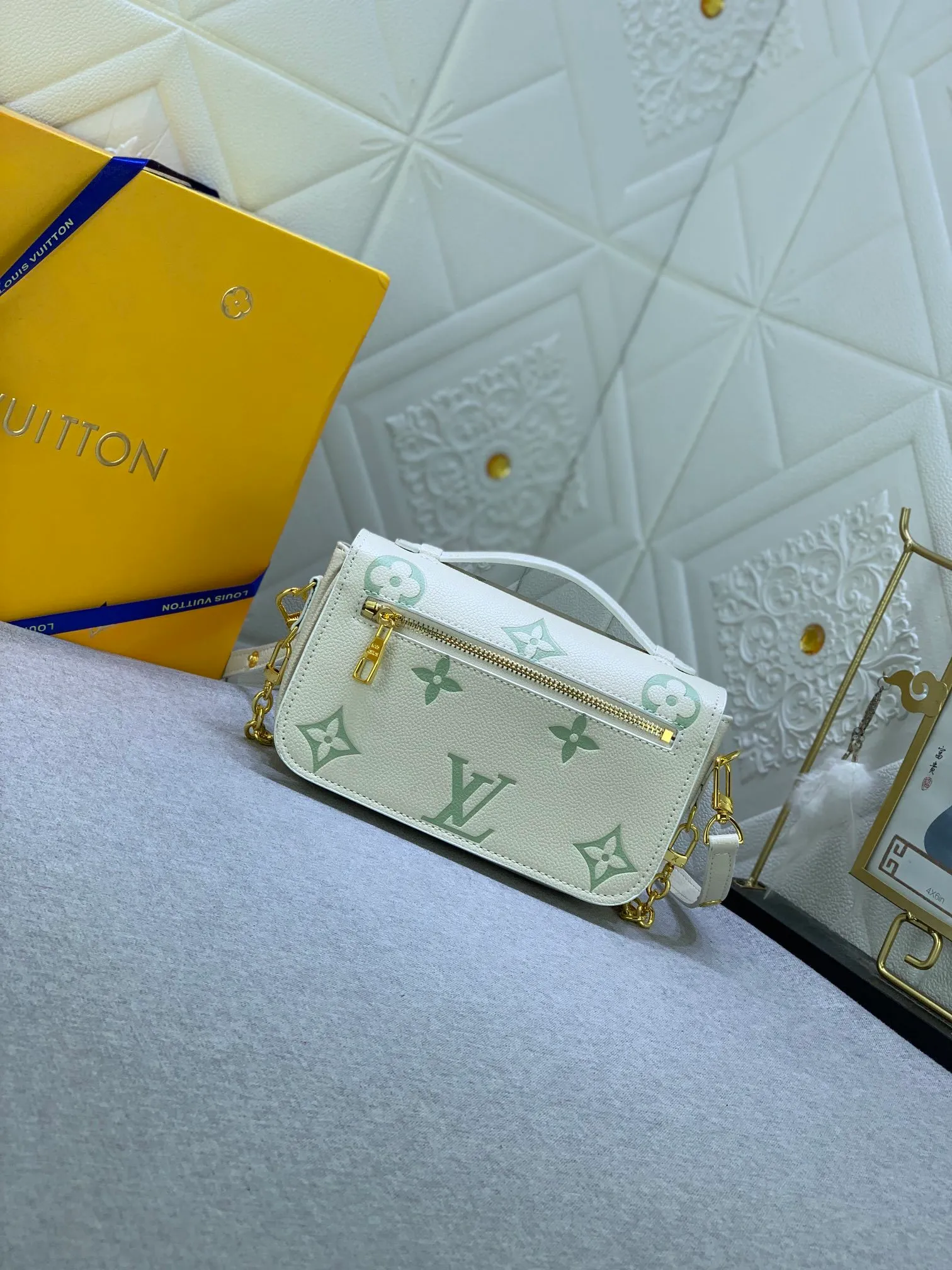 All Categories Official Website "Brand Women's Bags" Women's Bags 💙 LV 2024 New LV Crossbody Bag