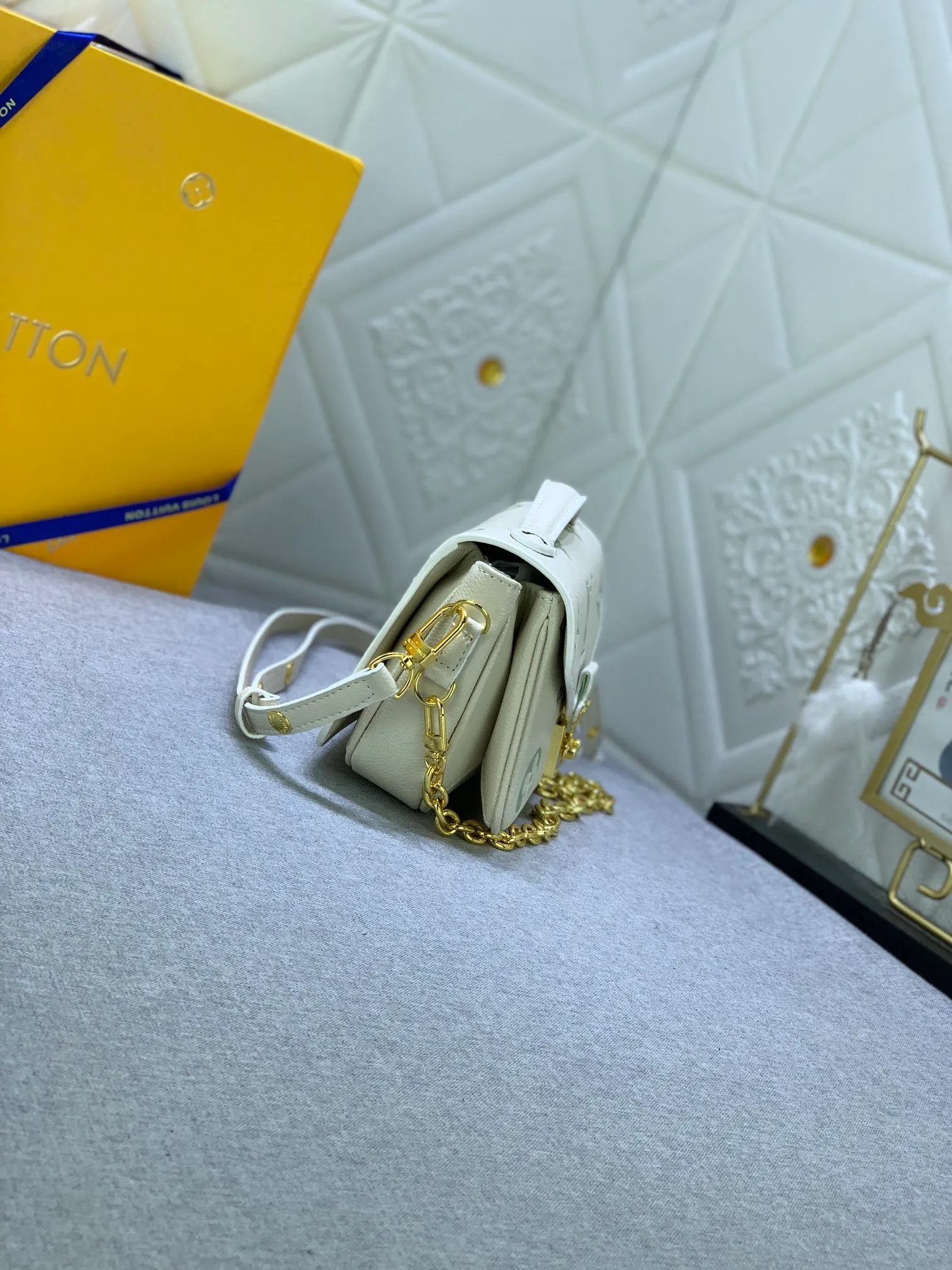 All Categories Official Website "Brand Women's Bags" Women's Bags 💙 LV 2024 New LV Crossbody Bag