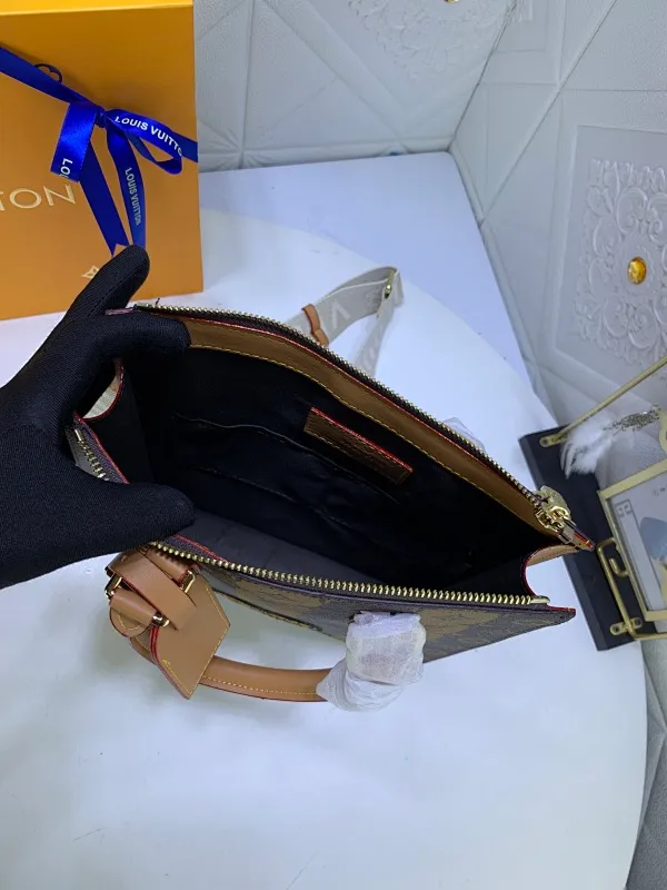 All categories Official website "Brand Women's Bags" Women's Bags 💙 LV 2022 official new LV handbag wholesale 58002000 High quality Size: 26-28.5-6 CM