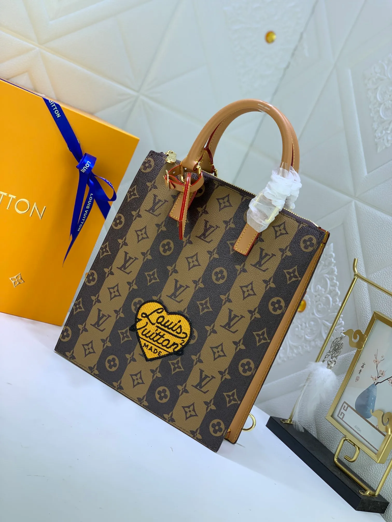 All categories Official website "Brand Women's Bags" Women's Bags 💙 LV 2022 official new LV handbag wholesale 58002000 High quality Size: 26-28.5-6 CM
