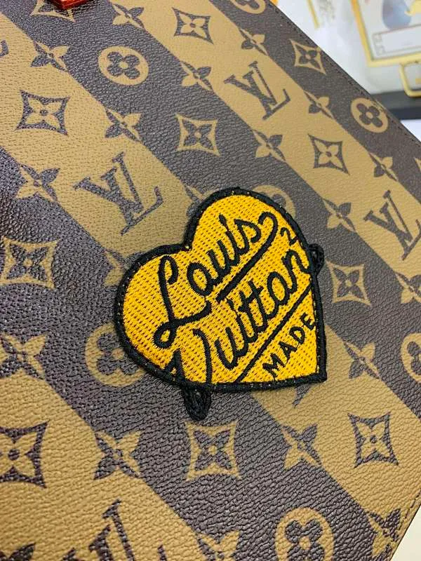 All categories Official website "Brand Women's Bags" Women's Bags 💙 LV 2022 official new LV handbag wholesale 58002000 High quality Size: 26-28.5-6 CM