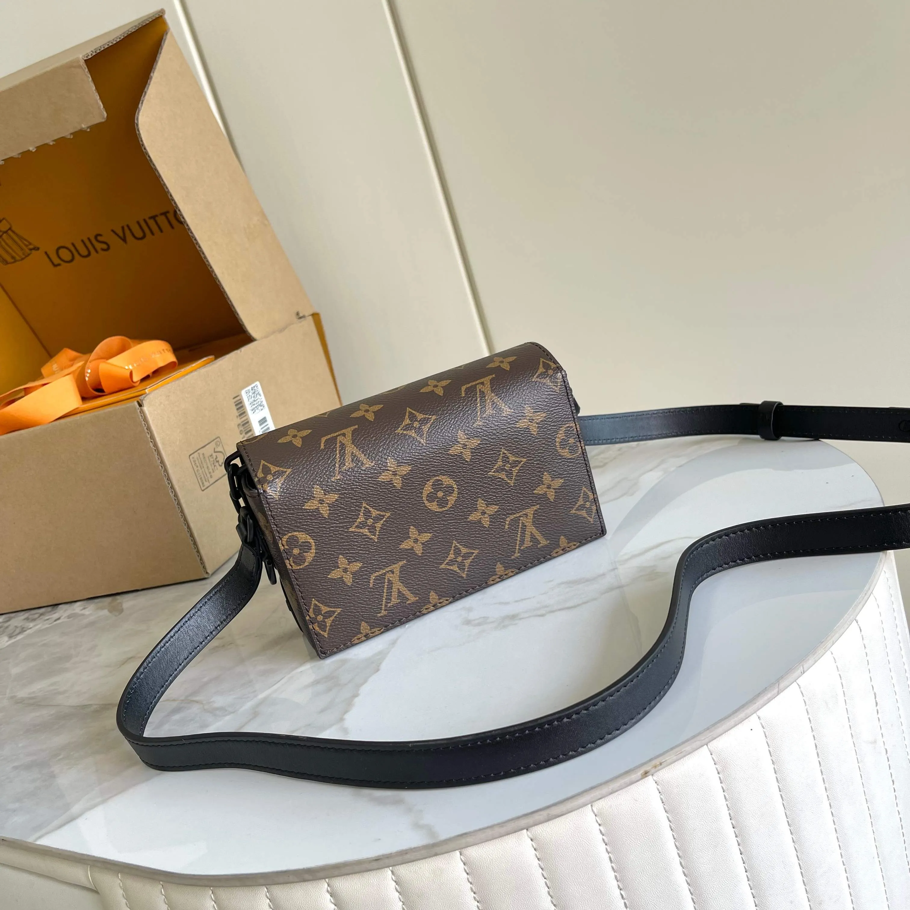All Categories Official Website "Brand Women's Bags" Women's Bags 💙 LV 2026 New LV Crossbody Bag