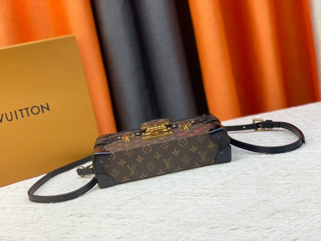 All Categories Official Website "Brand Women's Bags" Women's Bags 💙 LV 2023 New LV Crossbody Bag