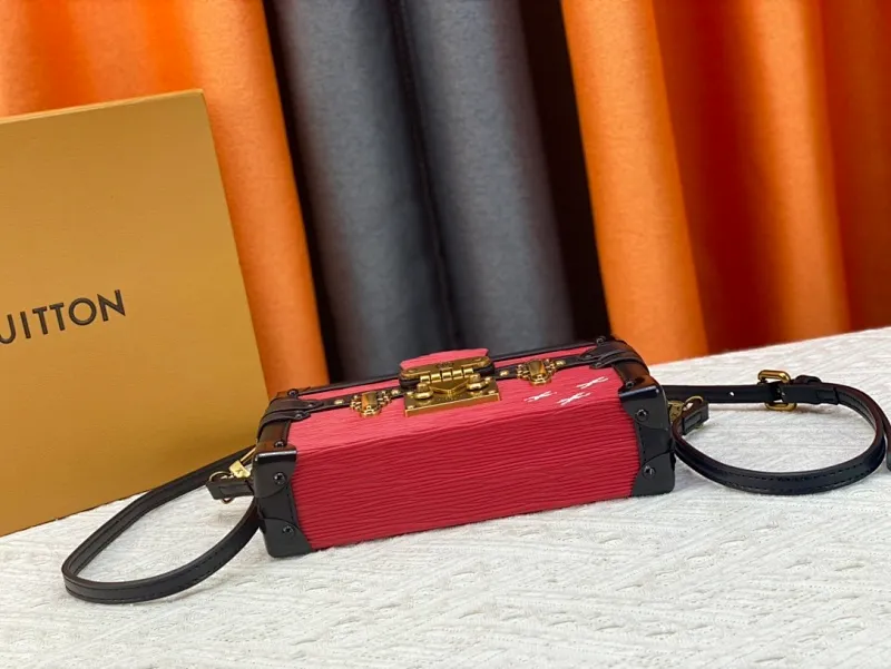 All Categories Official Website "Brand Women's Bags" Women's Bags 💙 LV 2023 New LV Crossbody Bag