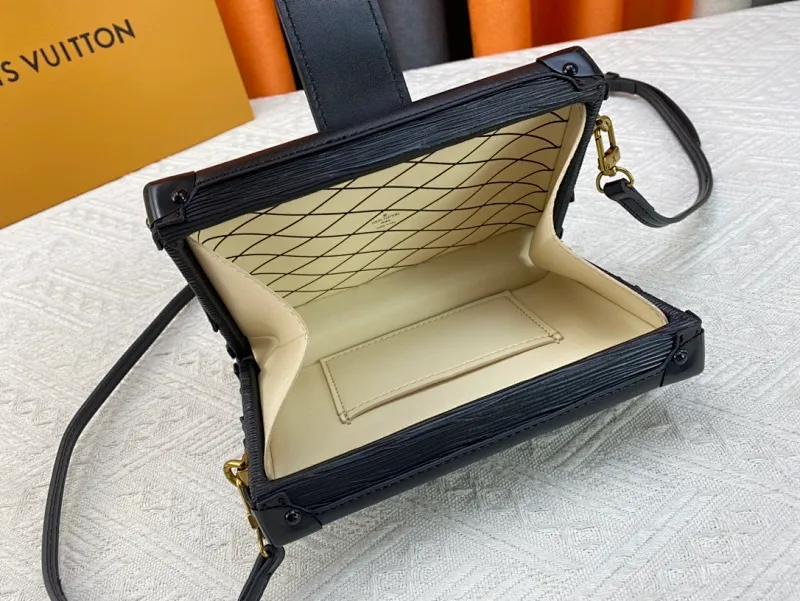 All Categories Official Website "Brand Women's Bags" Women's Bags 💙 LV 2023 New LV Crossbody Bag