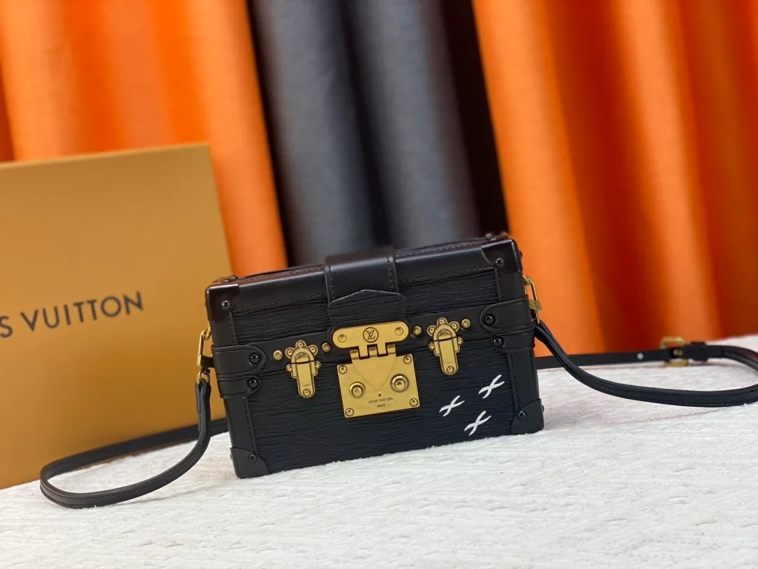 All Categories Official Website "Brand Women's Bags" Women's Bags 💙 LV 2023 New LV Crossbody Bag